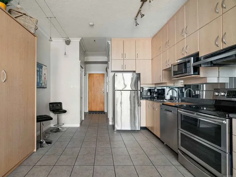 409 Swift St #511 — Photo 5