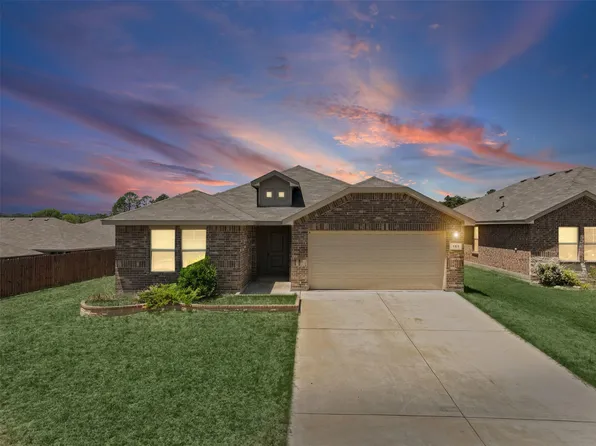 161 Anderson Mill St, Azle, TX 76020