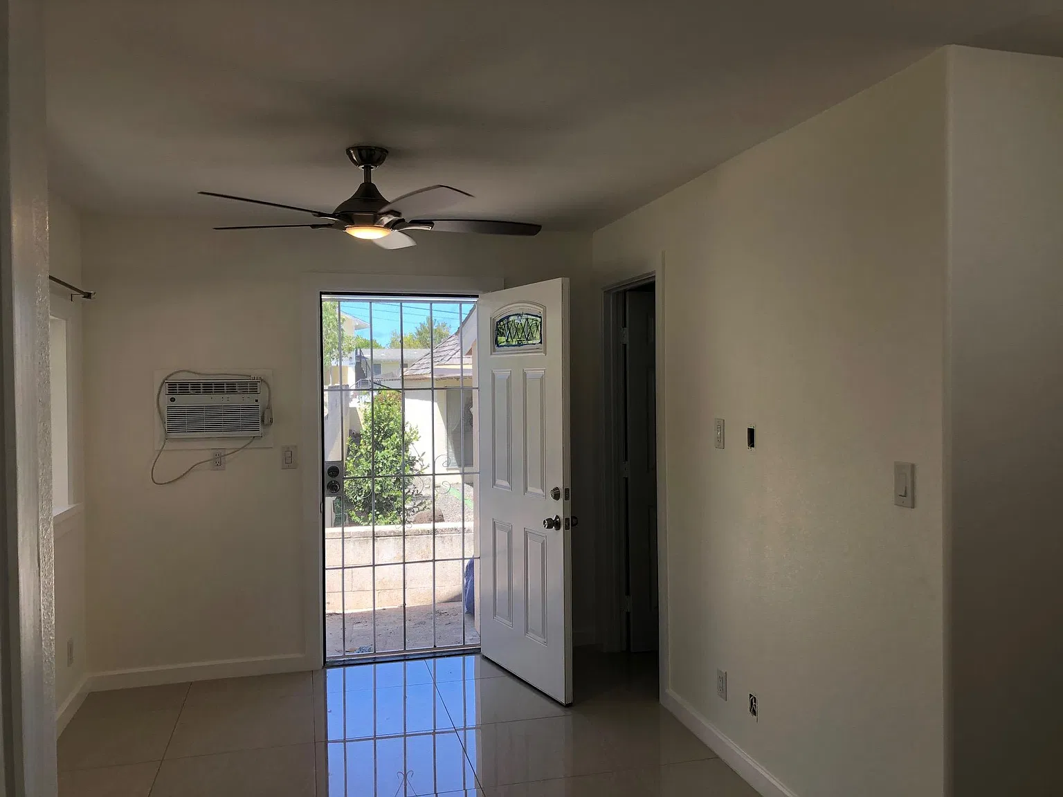 1415 Olino St — Photo 3