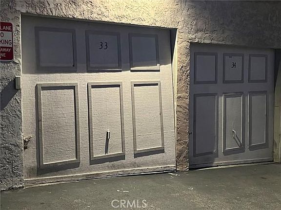 5th image of 552 Canyon Dr Unit 33