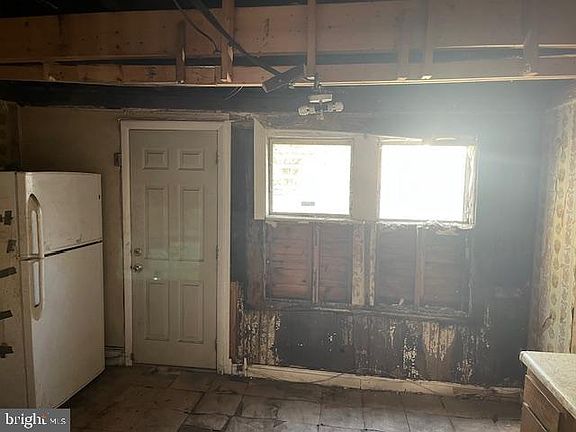 4th image of 1741 Latona St