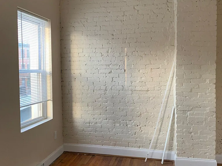 896 Huntington Ave #7 — Photo 6