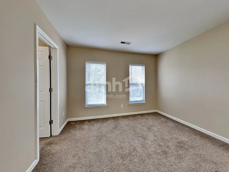 232 Cameron St — Photo 21