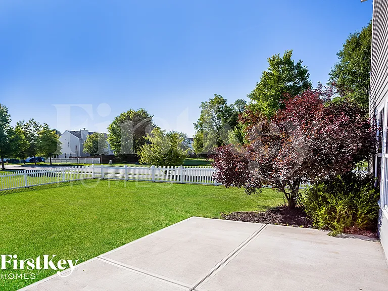 15358 Border Dr — Photo 15