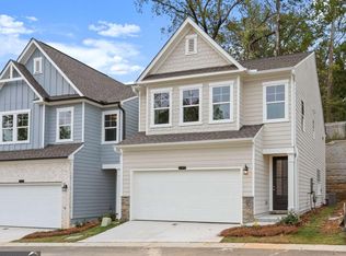 706 Smokey Quartz Way, Kennesaw, GA