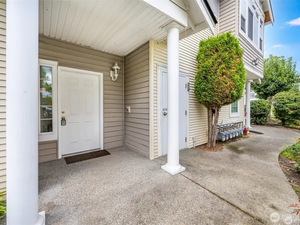 6834 20th St E #1, Fife, WA 98424