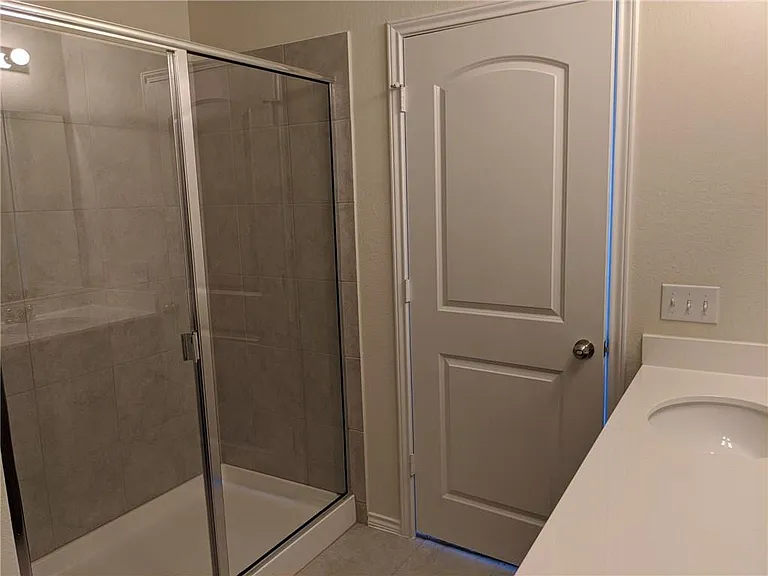 1013 Cliffbrake Way — Photo 9