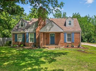 5005 Lowell Dr, Kansas City, MO 64129