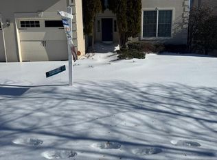 4302 Bridle Ridge Rd, Upper Marlboro, MD 20772