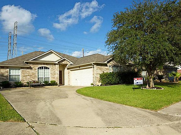 2nd image of 1811 Park Oak Dr