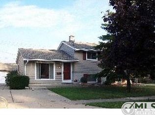 31276 Campbell Rd, Madison Heights, MI 48071