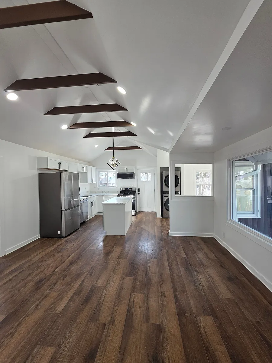 Building Photo - 7735 Evergreen Ter