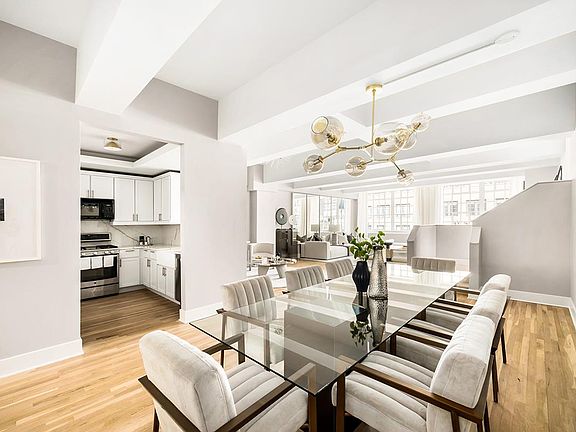 5th image of 53 N Moore St Unit Penthouse 7d