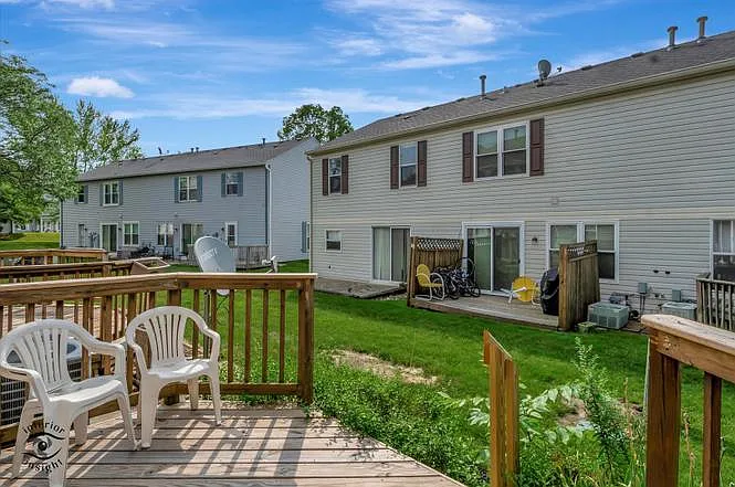 2627 Oakshire Ct — Photo 8