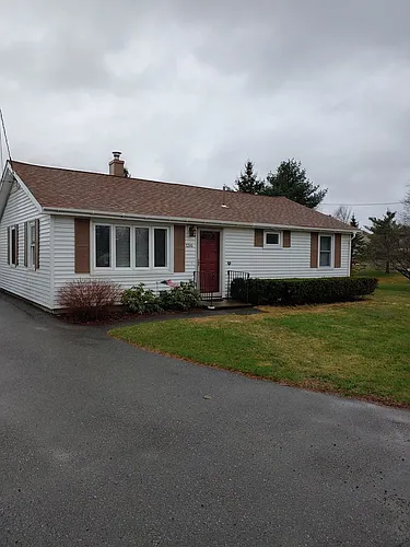 136 Falvey St Photo 1