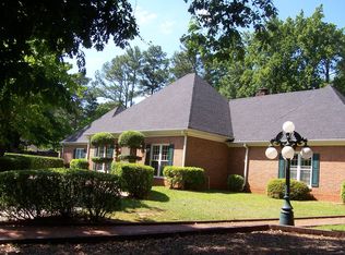 5035 Hampton Farms Dr, Marietta, GA 30068