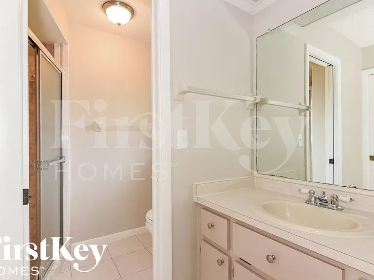 620 SE 29th St — Photo 10