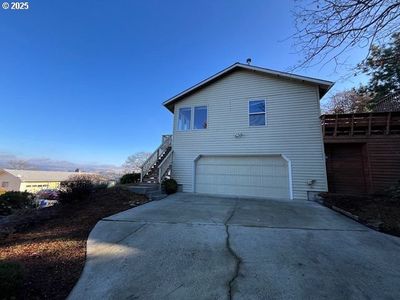 1810 E 16th St, The Dalles, OR, 97058