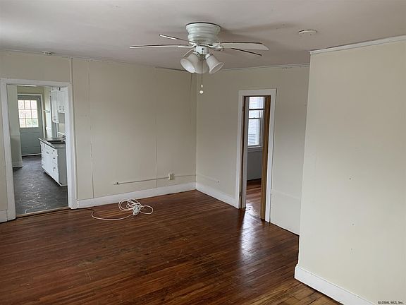 4th image of 338 Milton Ave #4