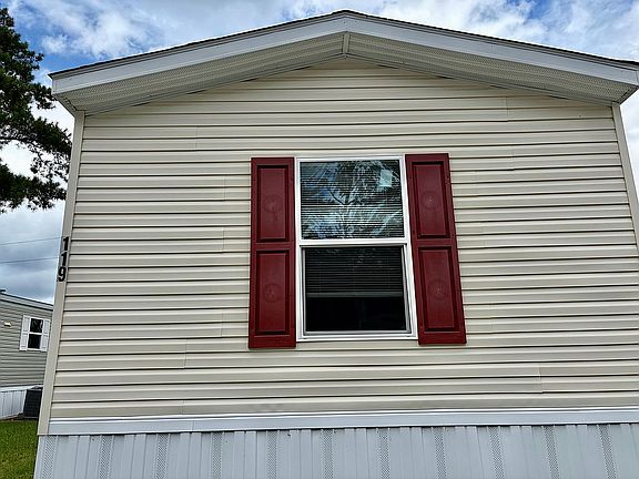 2nd image of 119 Daisy St