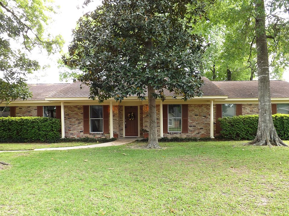1st image of 5735 Fleetwood Ln