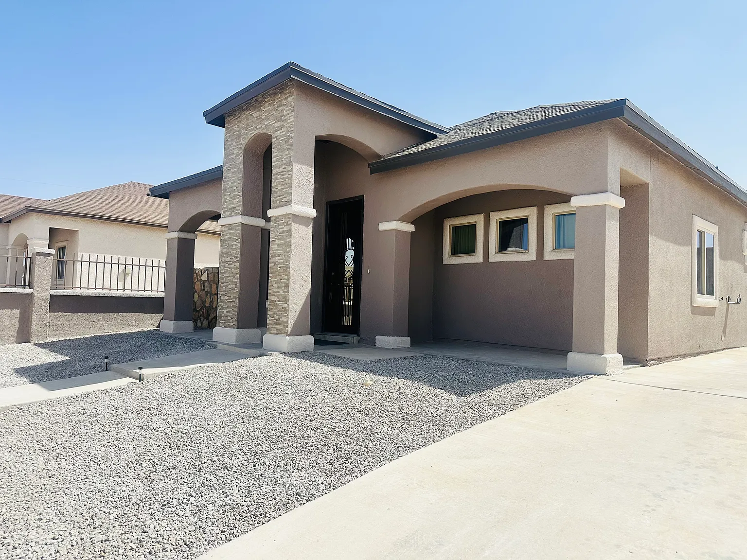 3 bed, 1108 sqft, $1,600 — Photo 4