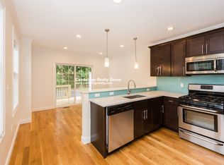 217 Arlington St #1T, Medford, MA 02155