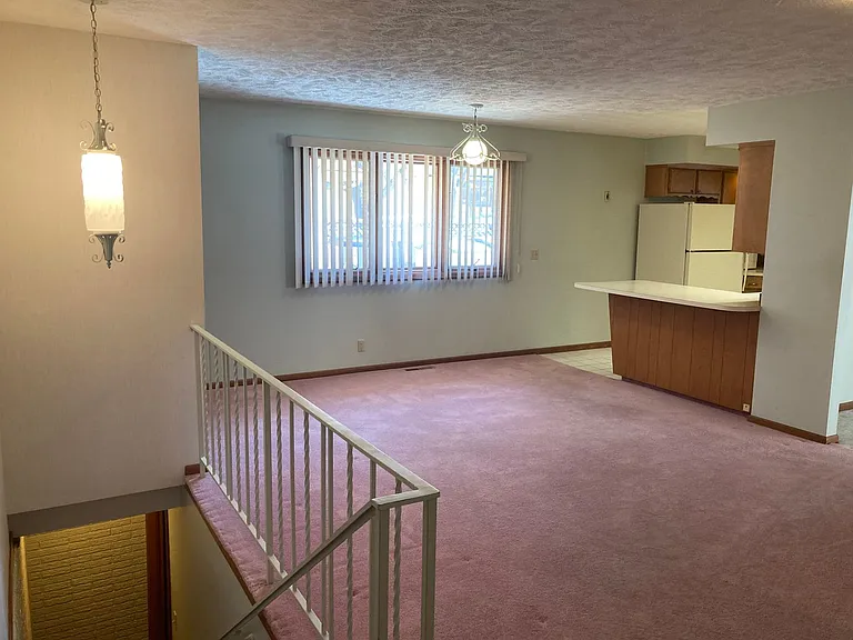 4924 Cresthaven Dr — Photo 5