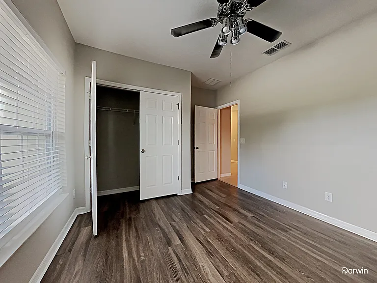 434 Salamanca Rd — Photo 9