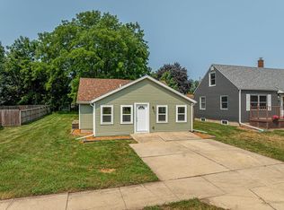 2313 15th Ave, Monroe, WI 53566