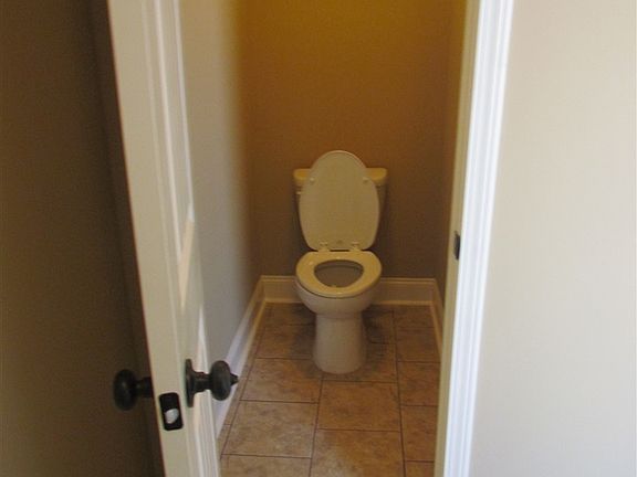 3rd image of 206 S Charity Ln