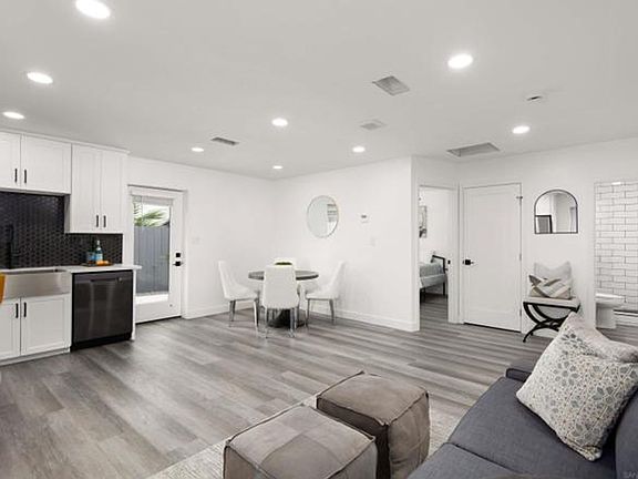 2nd image of 5160-5166 69th St #5160