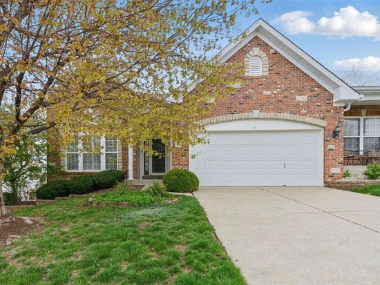 47 Eagle Cove Ln, Saint Charles, MO 63303