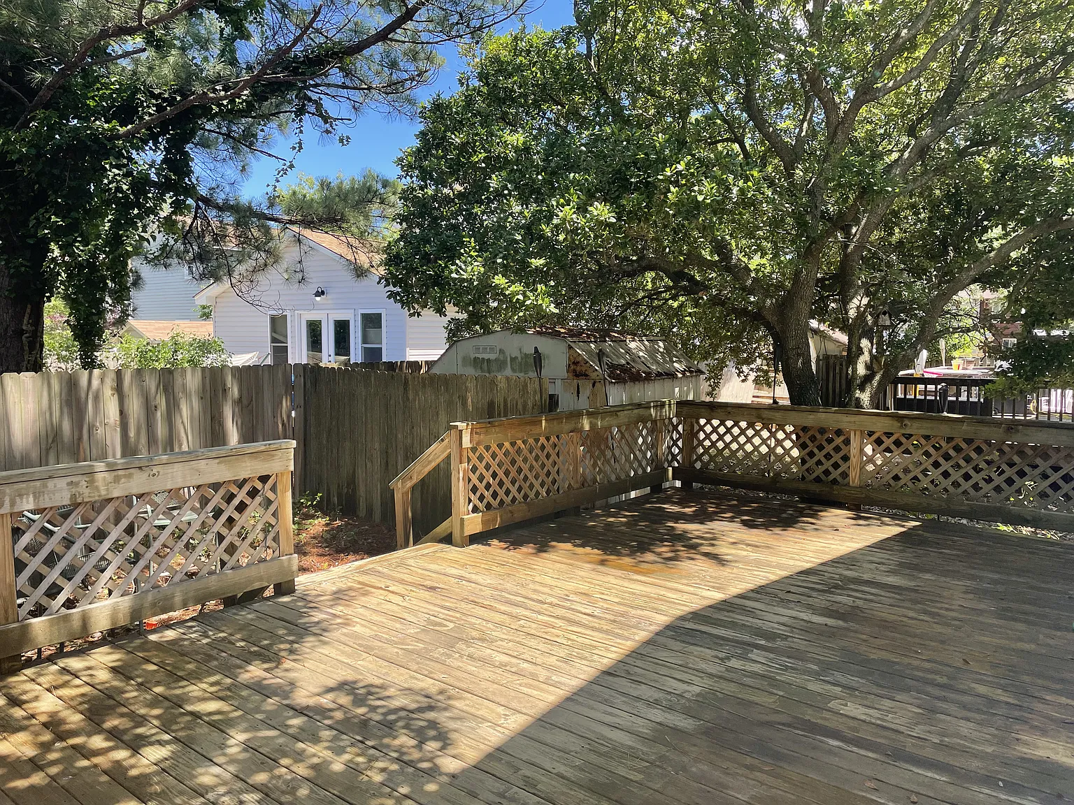 2 bed, 1.5 bath, 1067 sqft, $2,095 — Photo 2