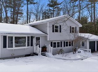 31 Greenbriar Drive, Essex, VT 05452