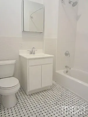 Rented by Miron Properties | media 41