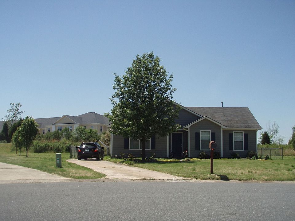 3 car concrete driveway