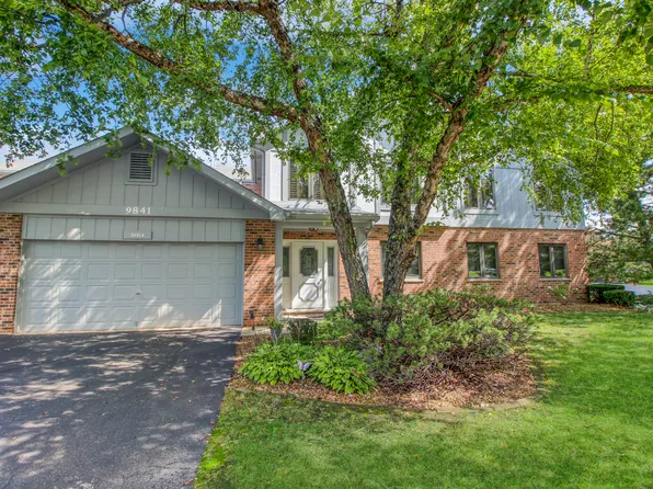 9841 Terrace Dr #E2, Palos Park, IL 60464