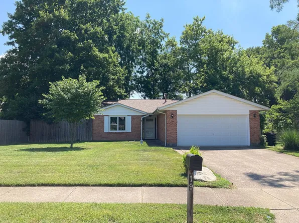 19 Meadow Cir, Oxford, OH 45056