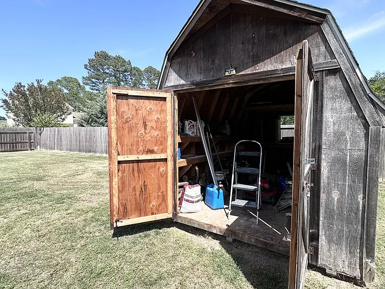 509 Bowling Green Ct — Photo 31