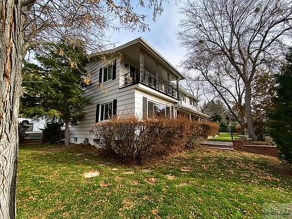 3rd image of 1449 Teton Ave