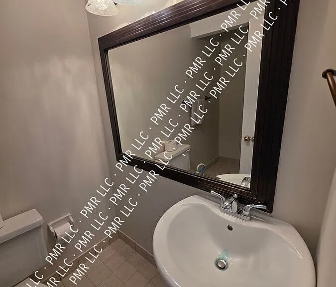 106 Sycamore Ct #1 — Photo 22
