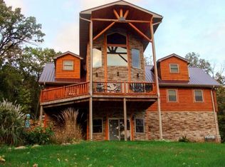 1230 Quandahl Rd, Decorah, IA 52101