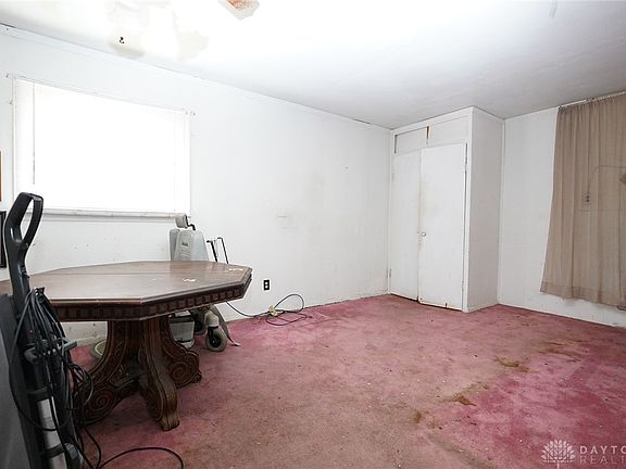 5th image of 80 Brookhaven Dr