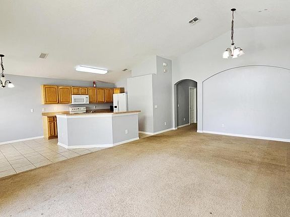 5th image of 16650 Cedar Run Dr