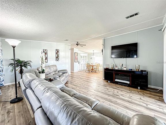 5th image of 1785 QUAIL HILL DRIVE