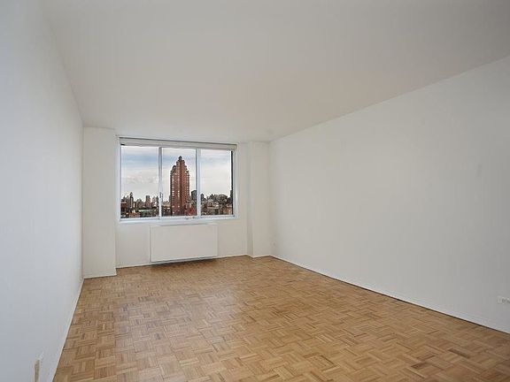 2nd image of 424 W End Ave #2001