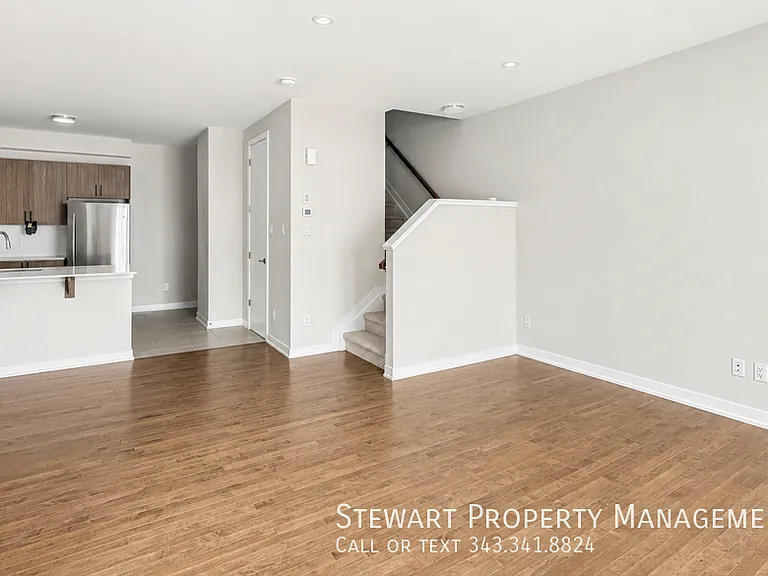 520 Oldenburg Ave #1 — Photo 10