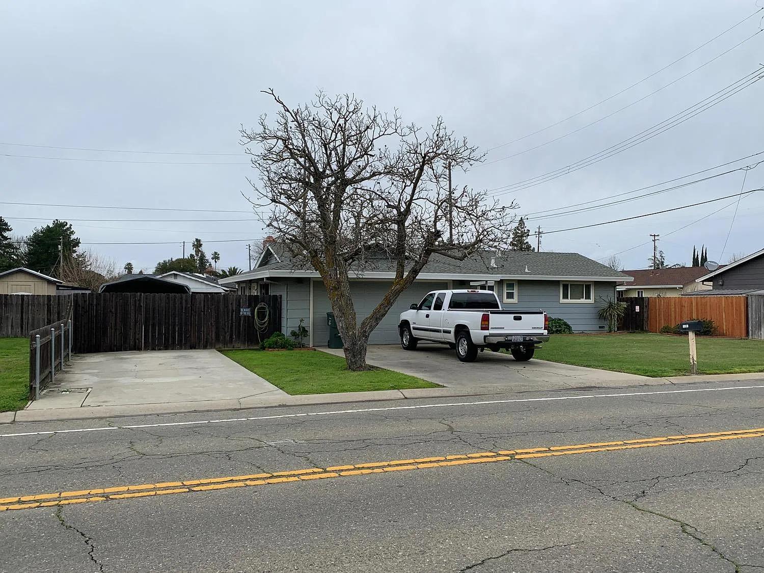 1574 Hooper Rd photo 1