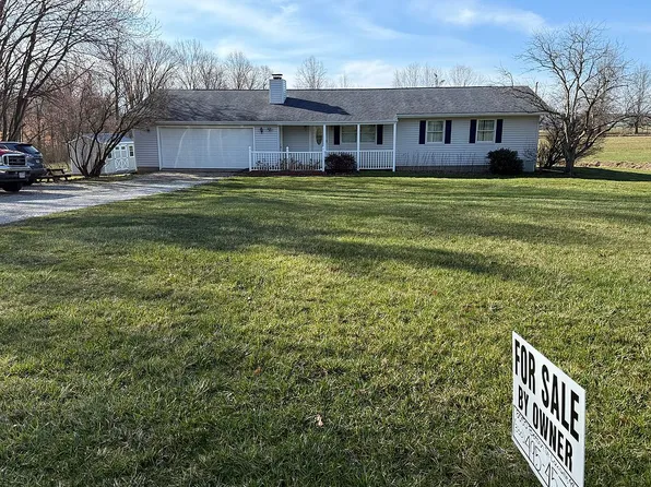 8050 Beeson St NE, Louisville, OH 44641